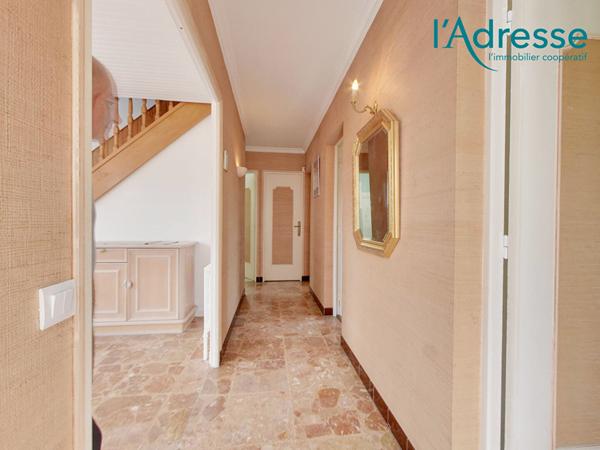 Maison 170 m², 5 chambres + 1 Bureau+ sous sol