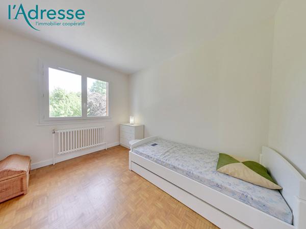 Maison 170 m², 5 chambres + 1 Bureau+ sous sol