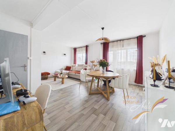 Appartement en parfait état - Vue dégagée 