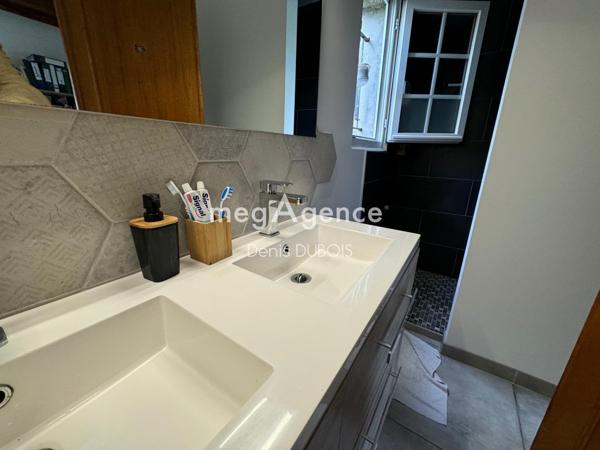 Maison à ALENCON, 61000 - 8 pièces 200m²