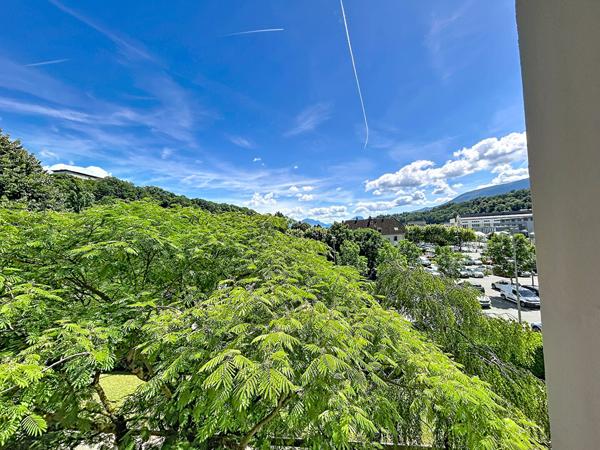 Appartement Aix-les-Bains 4 pièces 72,84 m² ( Carrez ) - Proche gare et centre-ville