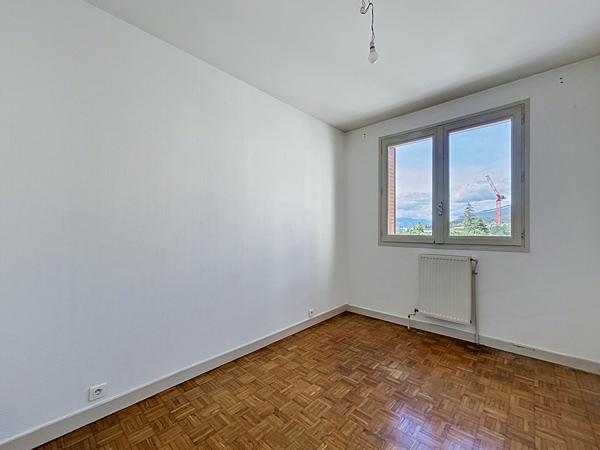 Appartement Aix-les-Bains 4 pièces 72,84 m² ( Carrez ) - Proche gare et centre-ville