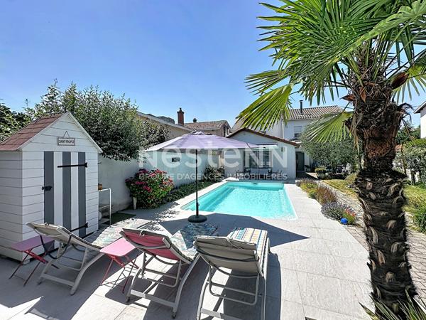 Grande maison d'exception 5 pièces 4 chambres avec piscine et terrasses - 69500 BRON