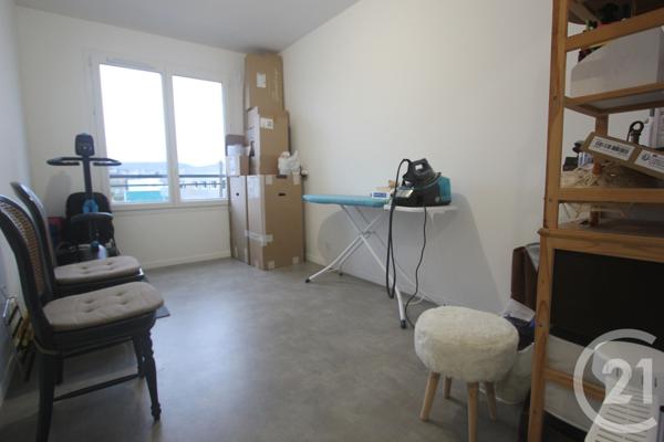 Appartement T4 à vendre  4 pièces - 100,27 m2 MONTLHERY - 91