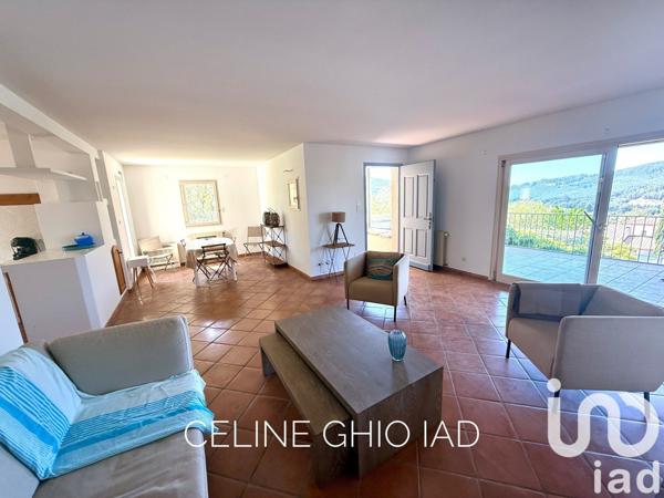 Maison à vendre 6 pièces 155 m² Le Castellet