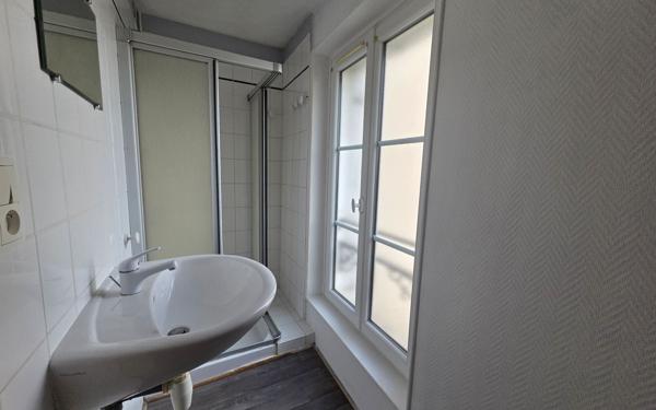 Maison à louer    4 pièces •  Chierry