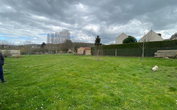 Maison à louer    4 pièces •  Chierry