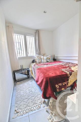 Appartement F1 à vendre  2 pièces - 31 m2 LE PRE ST GERVAIS - 93