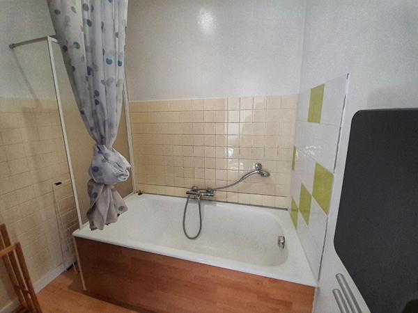 Appartement rénové T2Bis, de 46m2 au 3ème étage