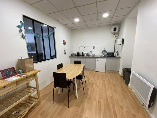 Bureaux 83m2 - 1er Etage - boulevard Lascrosses