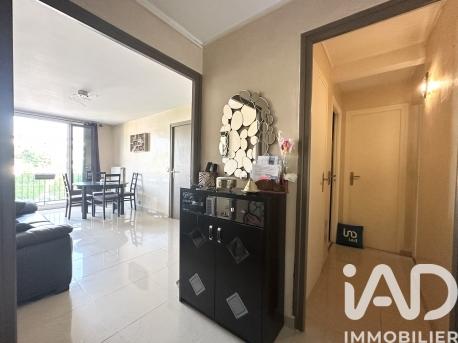 Appartement à vendre 4 pièces 73 m² Le Thillay