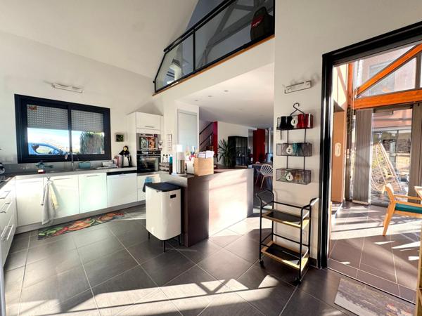 Maison 5 pièces 205 m²