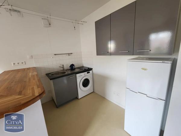 Appartement à louer 1 pièce 29.7m² Le Mans (72000)