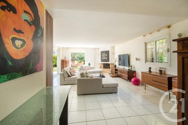 Maison à vendre  5 pièces - 139,72 m 2   NICE  - 06