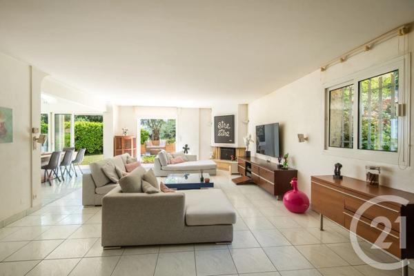 Maison à vendre  5 pièces - 139,72 m 2   NICE  - 06