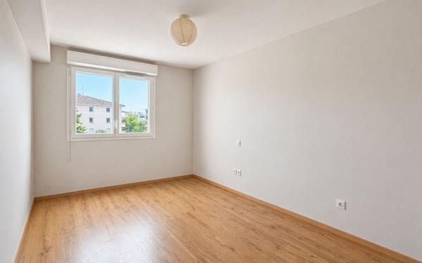 Appartement à vendre    3 pièces • 64,80 m2 Toulouse