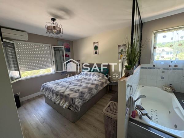 Maison 200m² avec dépendance et piscine