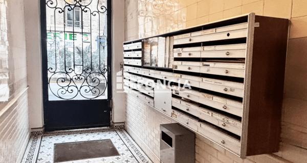 À vendre Studio 17 m² - Paris 75019