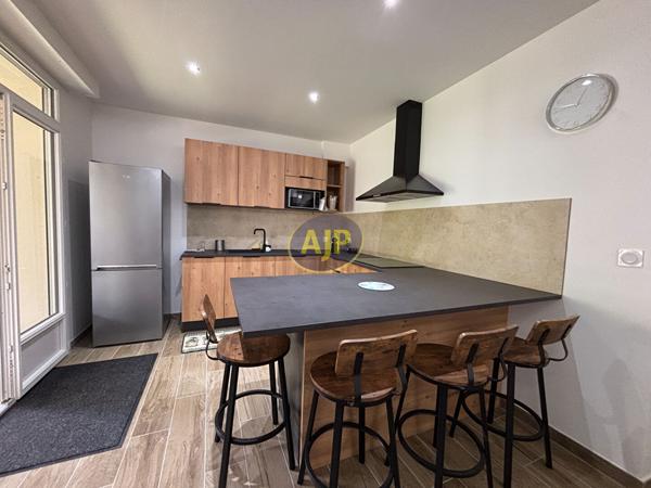 Maison à louer Begles : 5 pièces, 114m² avec 4 chambre(s) à 1 900€ - AJP Immobilier Bordeaux Nansouty