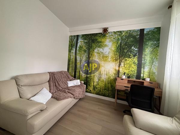 Maison à louer Begles : 5 pièces, 114m² avec 4 chambre(s) à 1 900€ - AJP Immobilier Bordeaux Nansouty