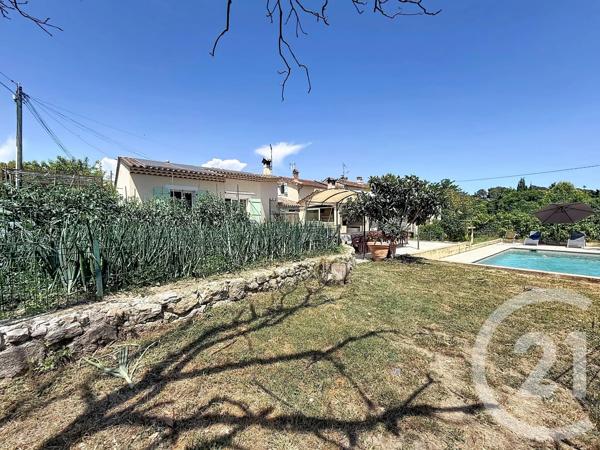 Maison à vendre  5 pièces - 145 m 2   MOUGINS  - 06