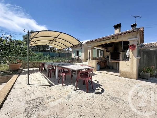 Maison à vendre  5 pièces - 145 m 2   MOUGINS  - 06