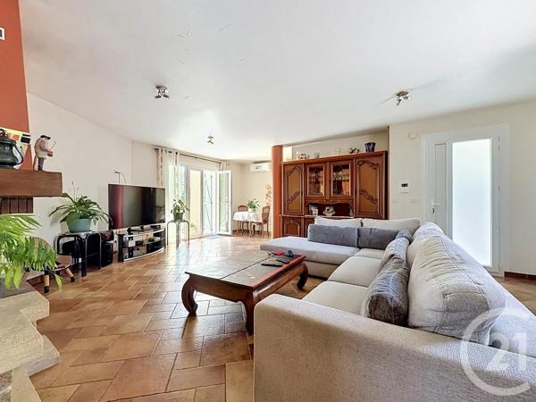Maison à vendre  5 pièces - 145 m 2   MOUGINS  - 06