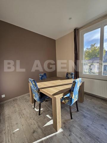 maison/villa 5 pièce(s) 200 m2