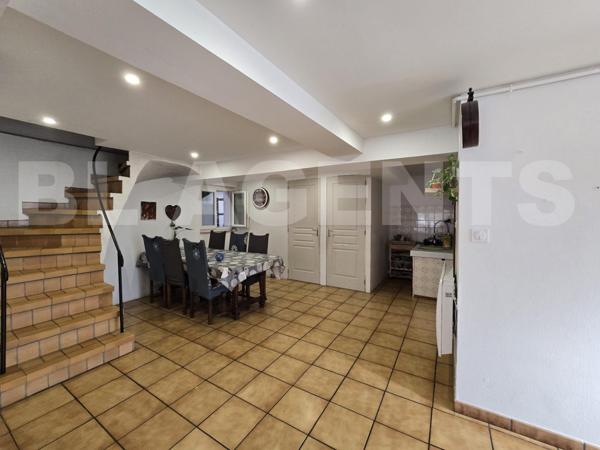 maison/villa 5 pièce(s) 200 m2