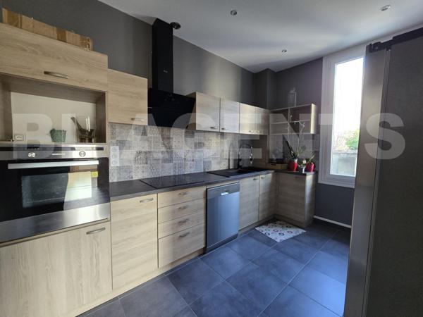 maison/villa 5 pièce(s) 200 m2