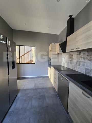 maison/villa 5 pièce(s) 200 m2