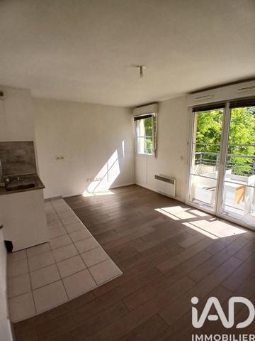 Location studio 28,78 m² Torcy