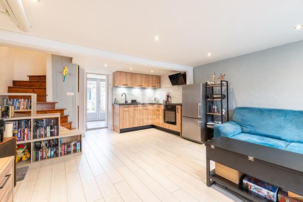 Maison de ville rénovée - 3 chambres - Indre