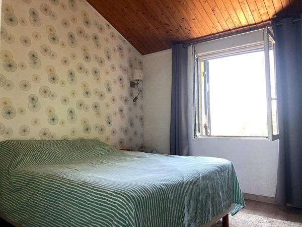 Maison atypique avec gîte et piscine