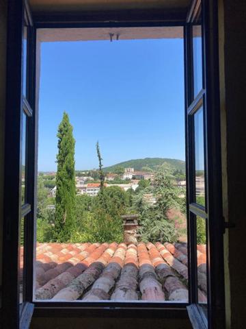 Maison atypique avec gîte et piscine