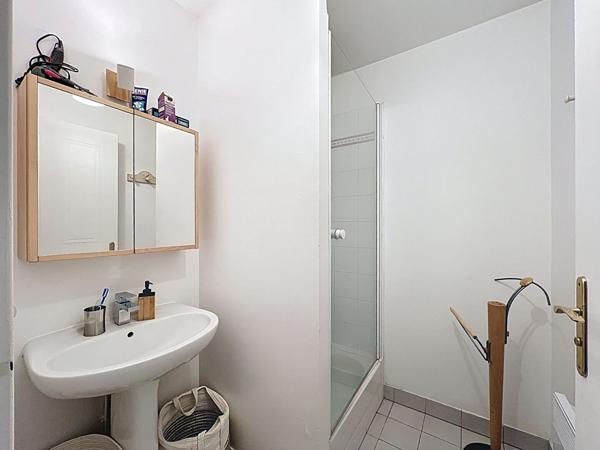 Appartement Suresnes 4 pièce(s) 99.5 m2