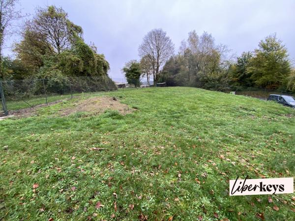 Terrain à bâtir -village calme - proche N2 - Roissy CDG 35 minutes