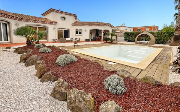 Maison à vendre    5 pièces • 140 m2 Agde