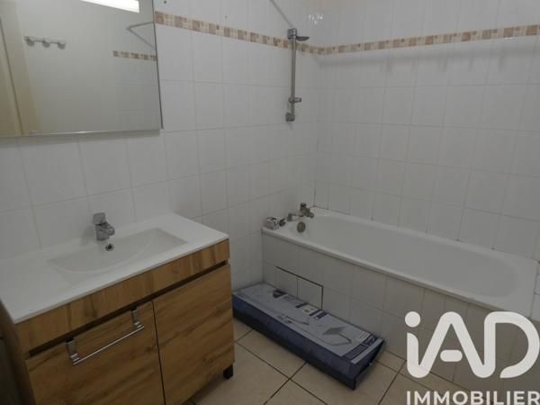 Appartement à vendre 3 pièces 65 m² Saint-Paul-Trois-Châteaux