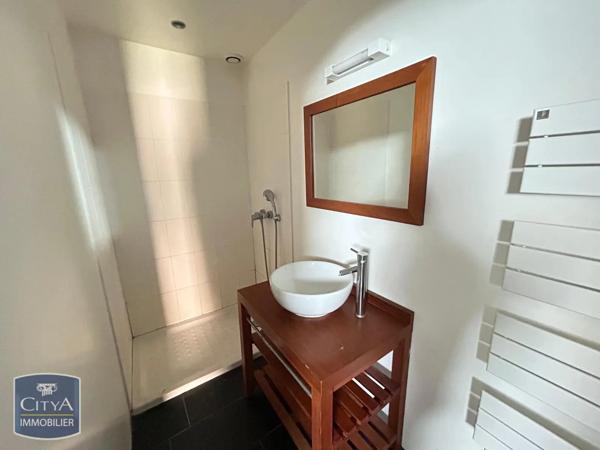 Appartement à louer 1 pièce 27.49m² Charleville-Mézières (08000)
