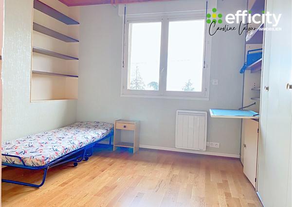 Maison 6 pièces - 310 m²