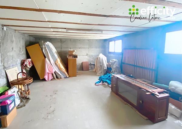 Maison 6 pièces - 310 m²