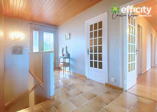 Maison 6 pièces - 310 m²