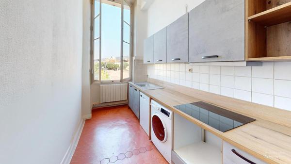 Appartement 5 pièces d'env. 98 m² – Vue Place d’Armes, Toulon Centre
