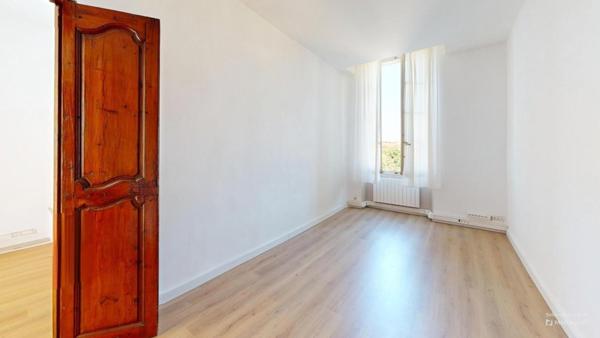Appartement 5 pièces d'env. 98 m² – Vue Place d’Armes, Toulon Centre