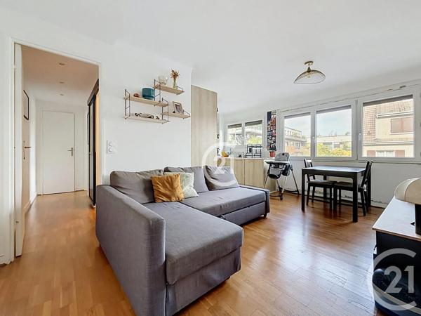 Appartement F3 à vendre  3 pièces - 51,67 m 2   MONTREUIL  - 93
