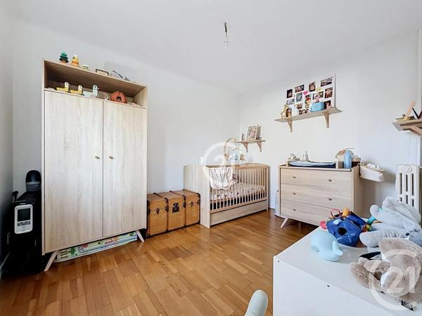 Appartement F3 à vendre  3 pièces - 51,67 m 2   MONTREUIL  - 93