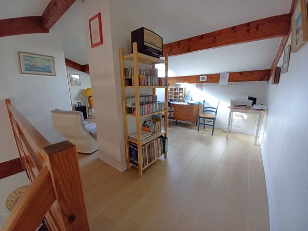 APPARTEMENT DE TYPE 4 PIECES A PLASCASSIER