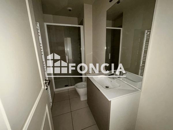Location Appartement 2 pièces 46.7 m² - 18 RUE DE CHEMONTON Blois 41000