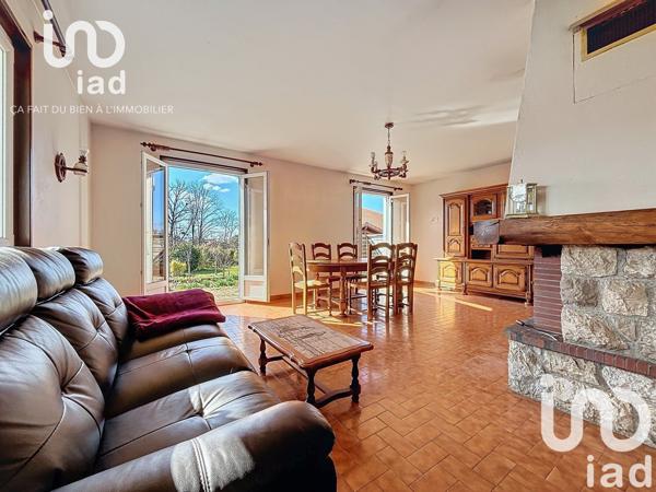 Maison traditionnelle 4 pièces de 97 m² à Perrignier (74550)